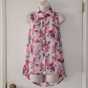 Floral Hi-Low Sleeveless Blouse